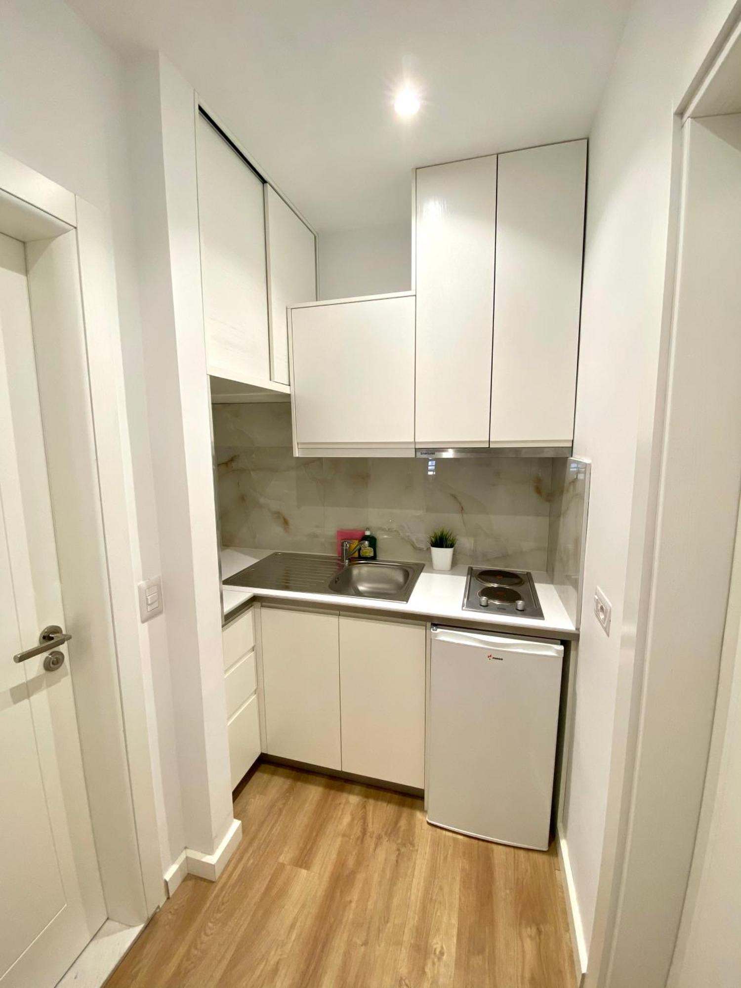 Aquamarine Apartment *