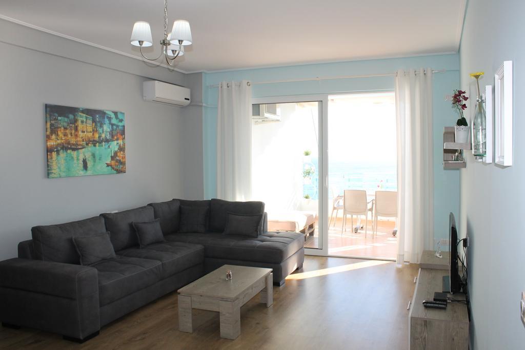 Aquamarine Apartment
